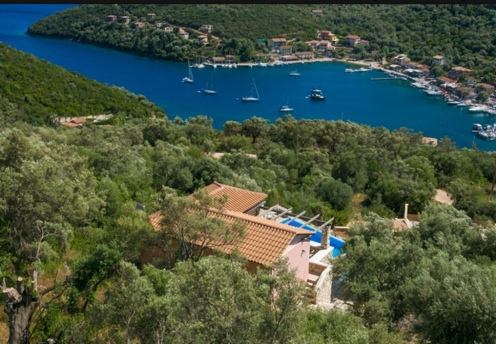 Sivota Walk to port 001.png